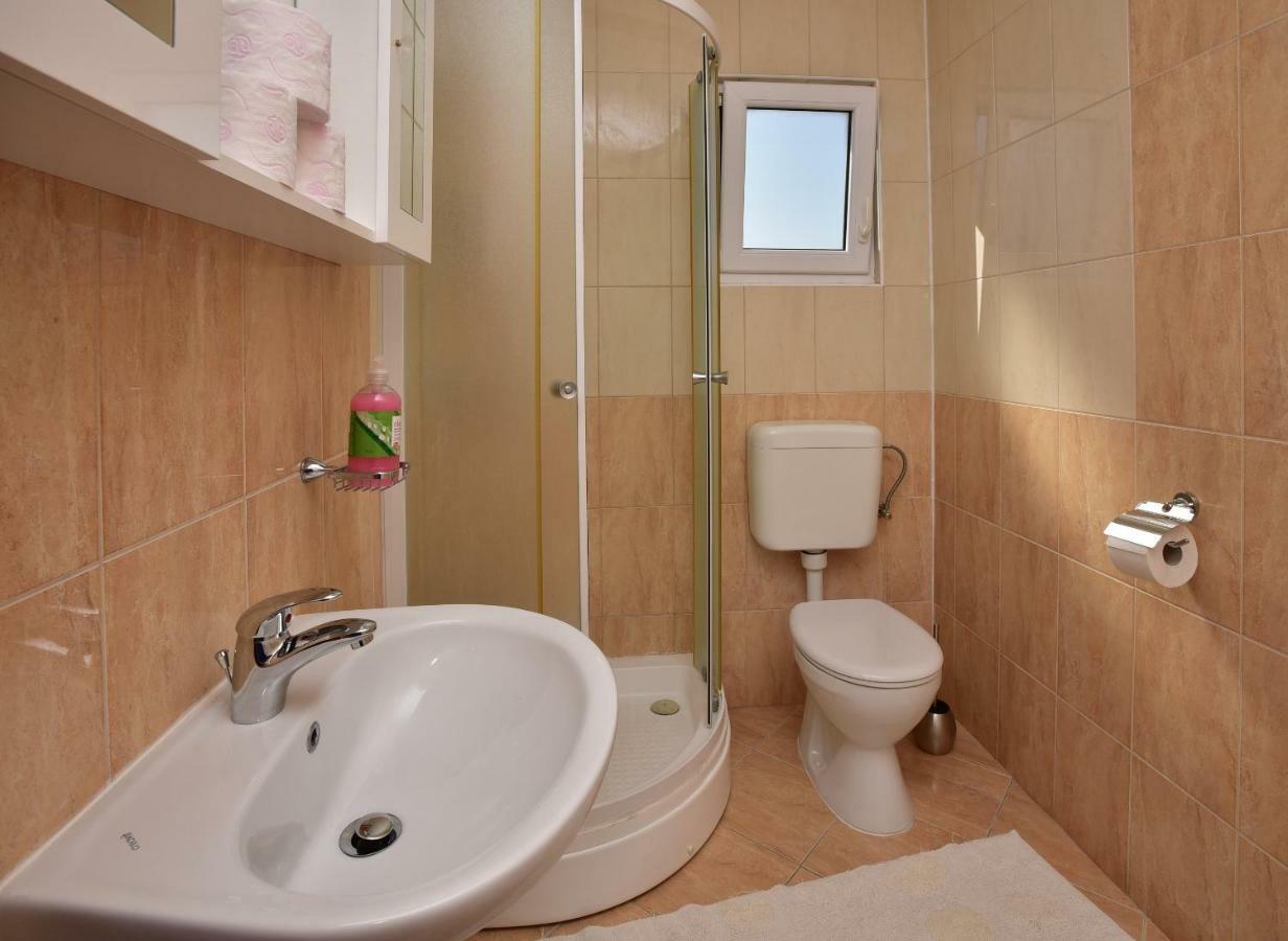 Studio Apartments Antonio Makarská Exteriér fotografie