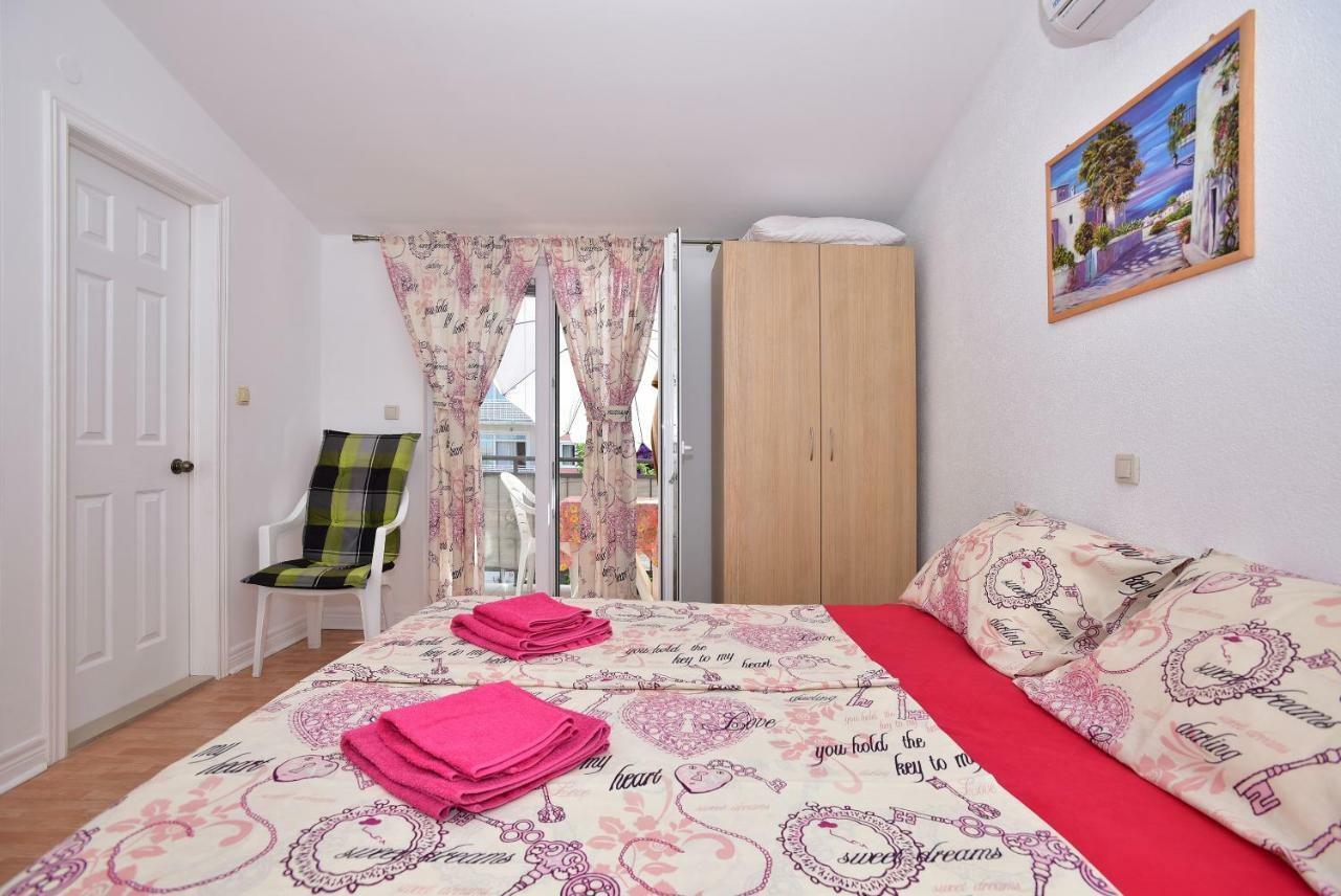 Studio Apartments Antonio Makarská Exteriér fotografie