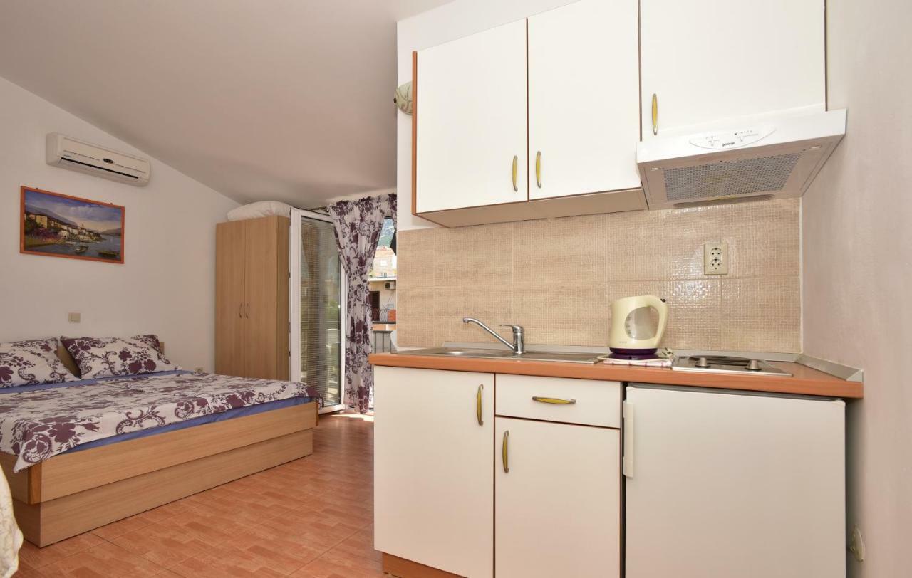 Studio Apartments Antonio Makarská Exteriér fotografie