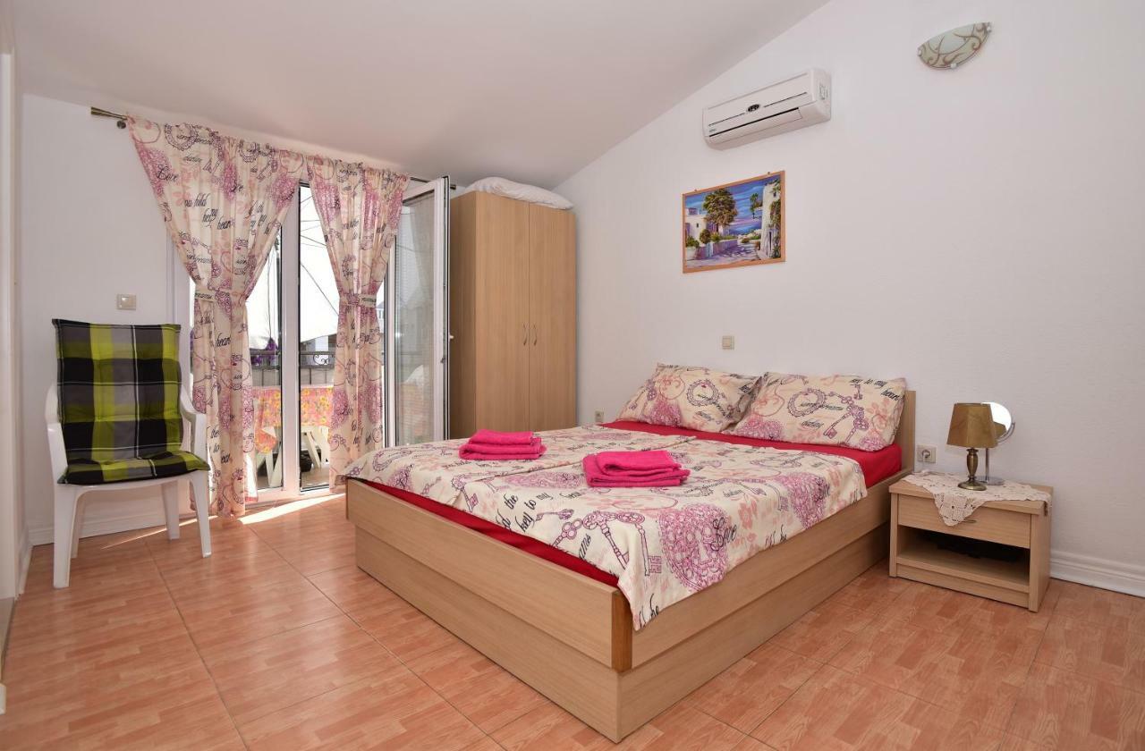 Studio Apartments Antonio Makarská Exteriér fotografie